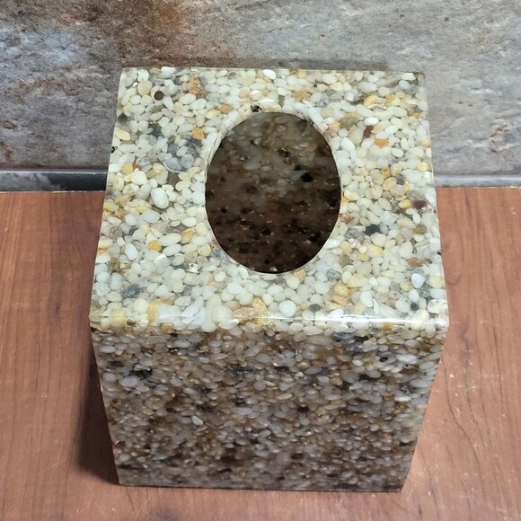 The Great Indoors Tissue Cover Pebble Resin - Picture 5 of 12